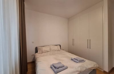 Location d’un appartement moderne de 3 pièces, 79 m², Belgrade, Serbie